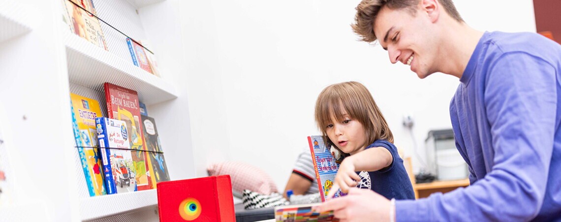 Studentische Aushilfe (d/w/m) für die Kita an der FU, 1. Bild